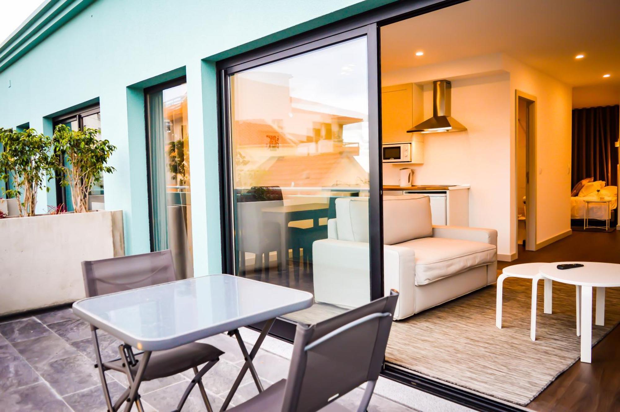 Cba Suites Madeira Фуншал Экстерьер фото