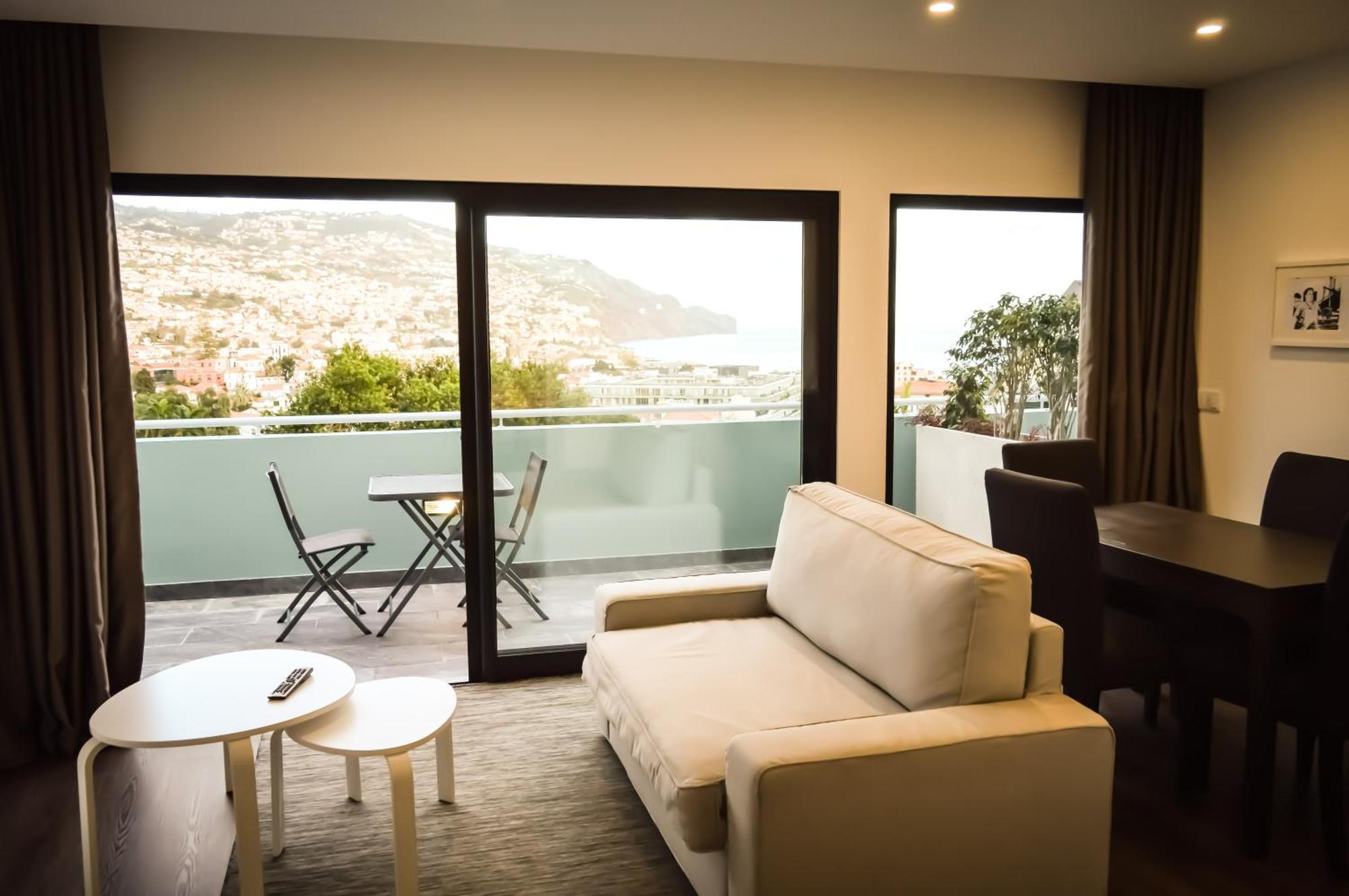 Cba Suites Madeira Фуншал Экстерьер фото