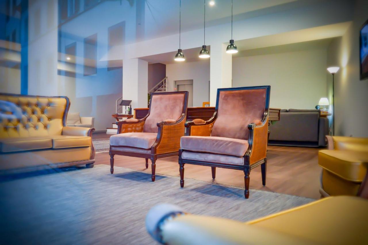 Cba Suites Madeira Фуншал Экстерьер фото